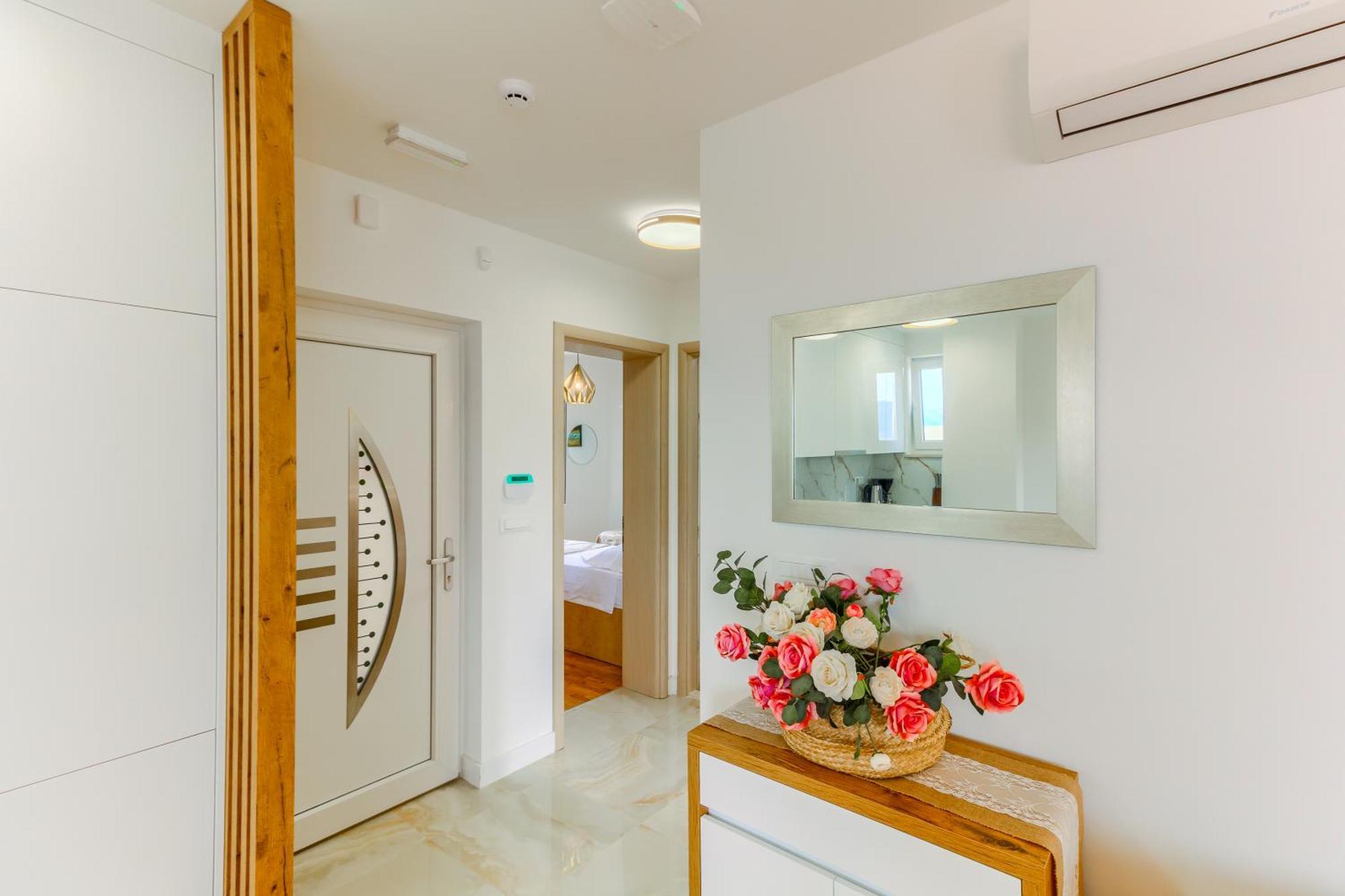Apartment Arijana 2 Slatine