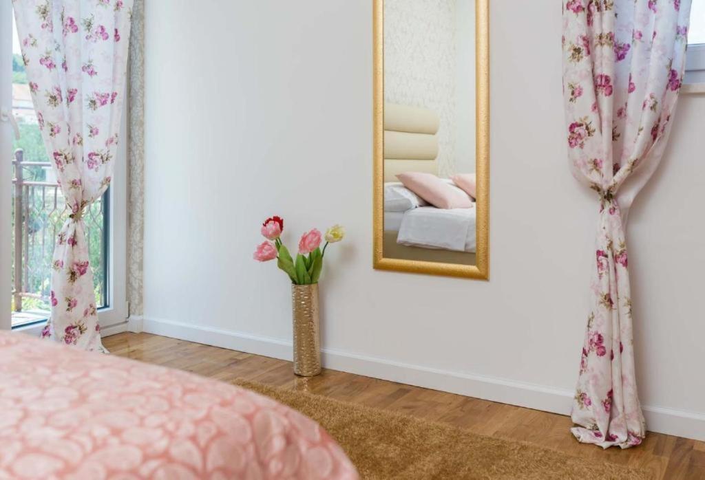 Apartment Arijana 2 *
